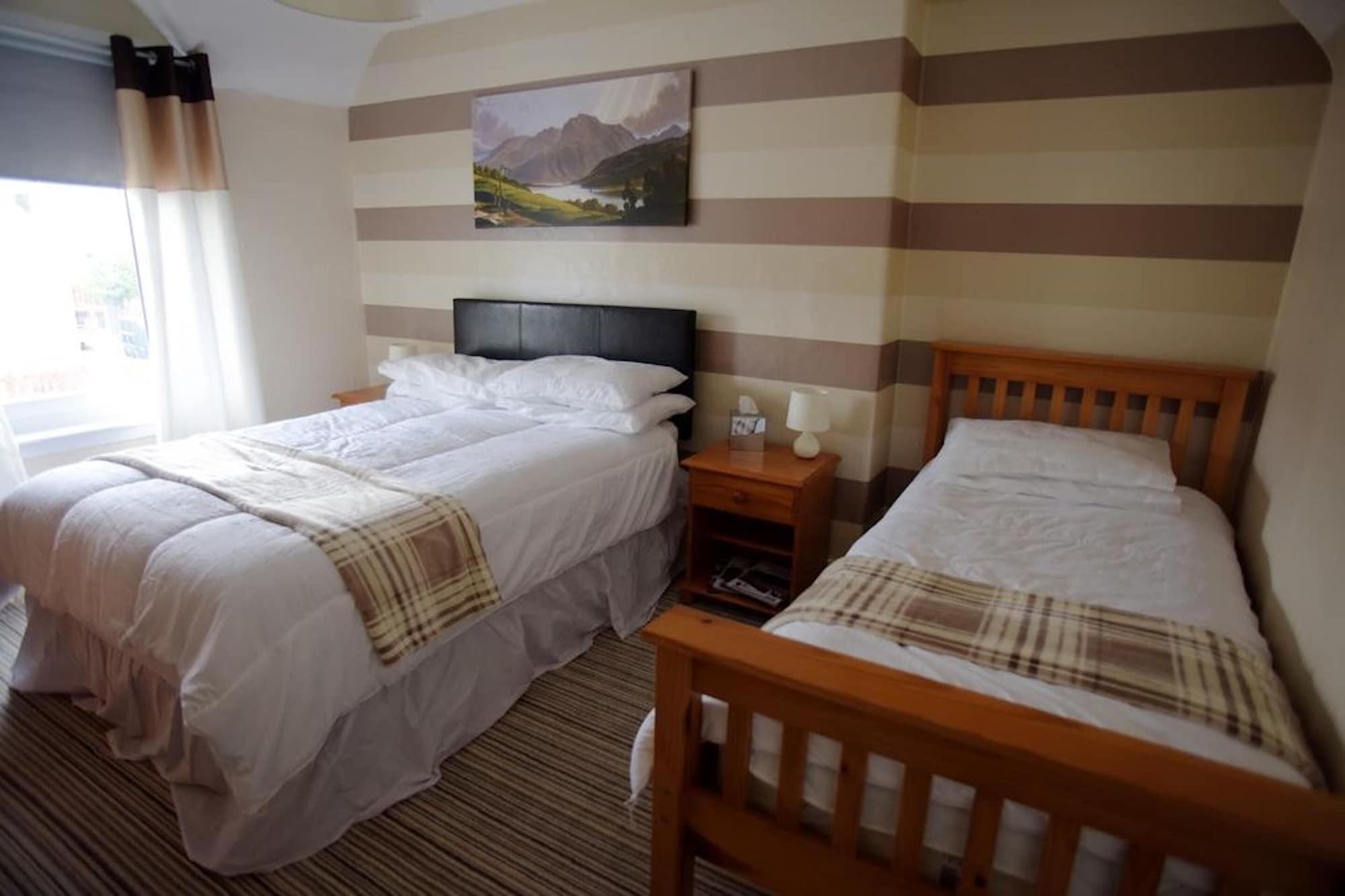 Oyo Inverour Guest House Gairlochy Exterior photo